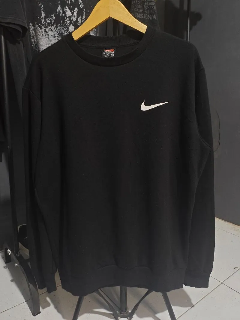 Crewneck Nike International Preloved