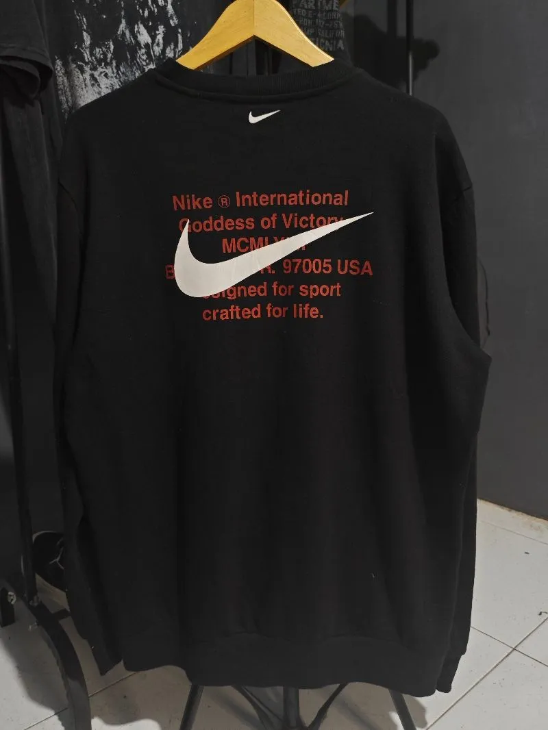 Crewneck Nike International Preloved
