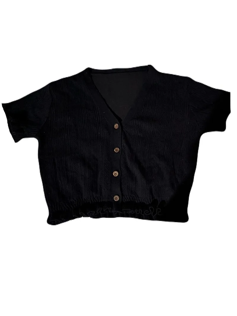 crop top photo 1
