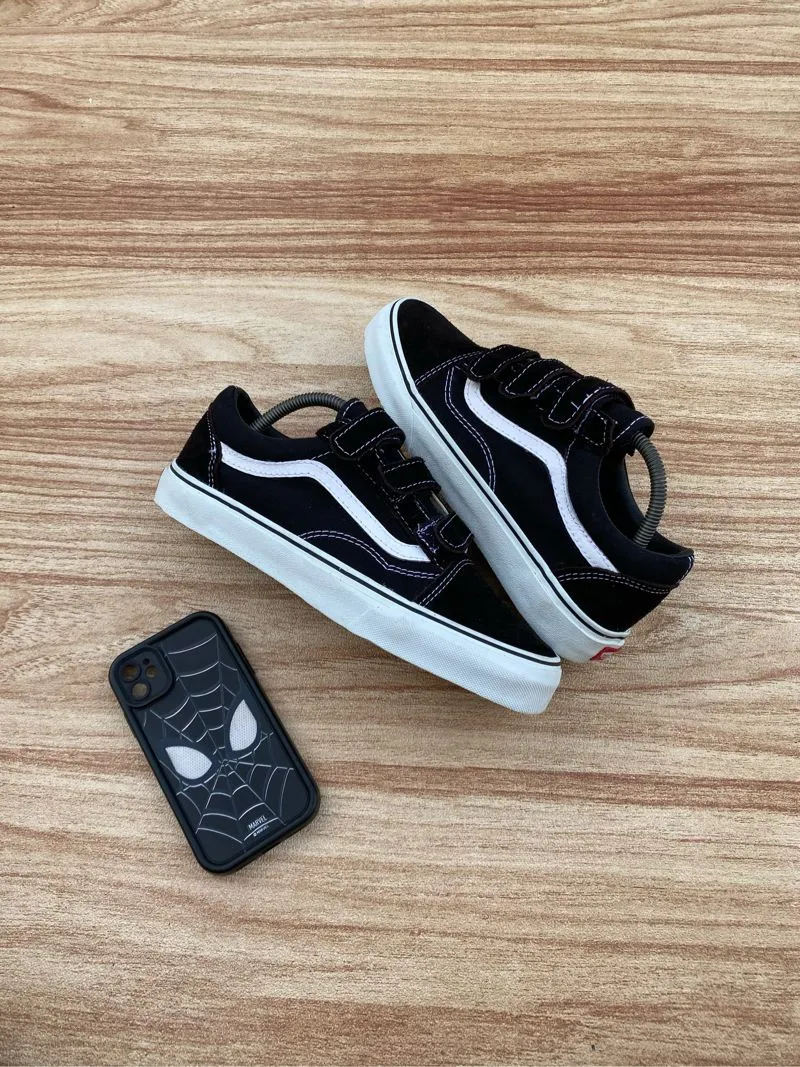 Vans Casual Skater Sneakers Pria white black photo 1