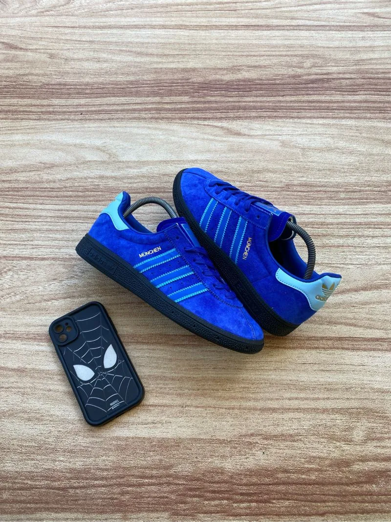 Adidas Casual Sneakers Pria blue photo 1