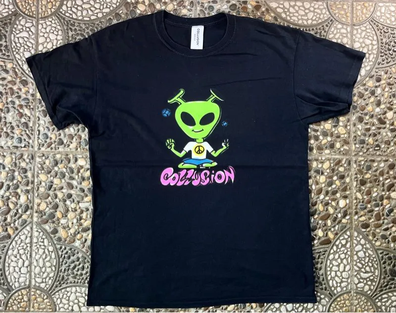 Collusion alien photo 1