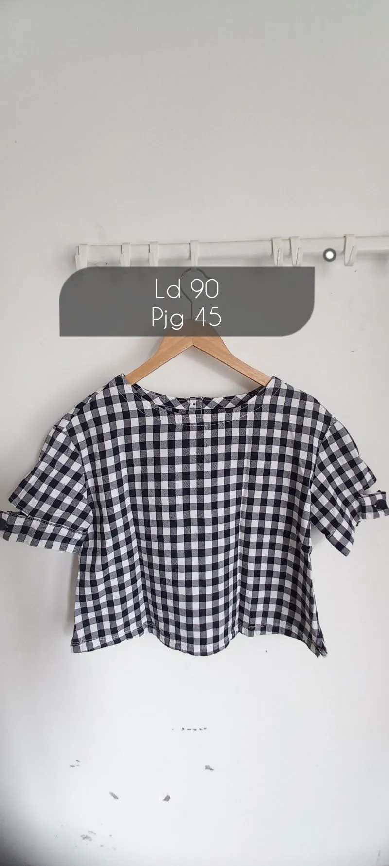 Crop top kotak kotak navy photo 1