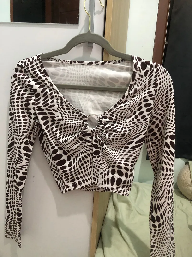 Shein Goth Casual Crop top Wanita gray