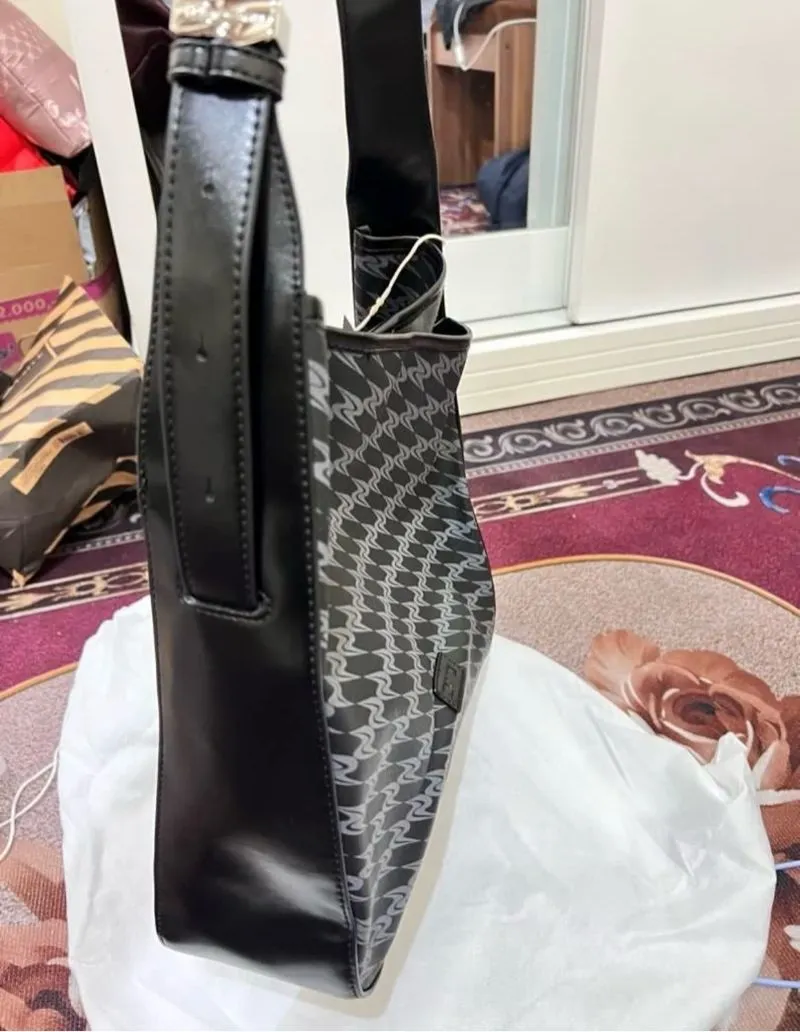 Omto Bag (brand china)