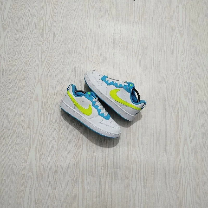 Nike court borough low photo 1