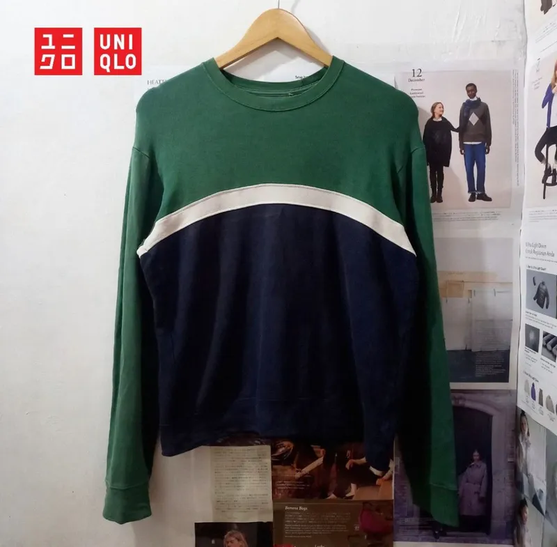 Uniqlo Vintage Casual Sweater Pria white green navy photo 1