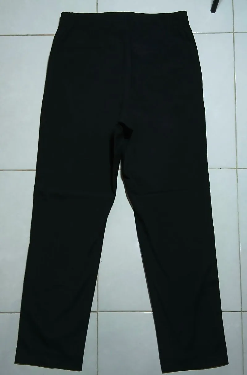 Uniqlo x Theory] Airsense Relaxed Ultra Light Pants Preloved