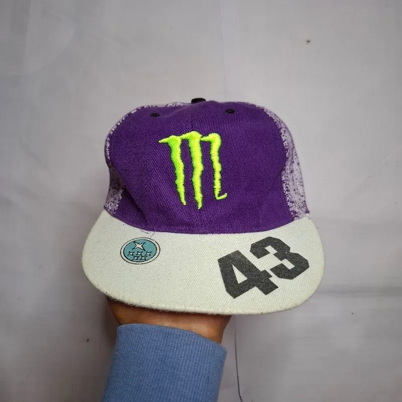 Topi Monster Energi photo 1