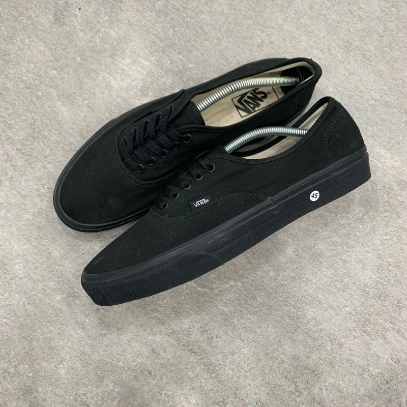vans authentic fblack photo 1