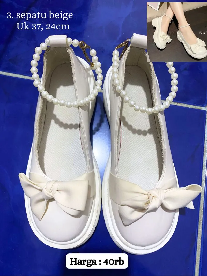 Sepatu docmart pearl photo 1