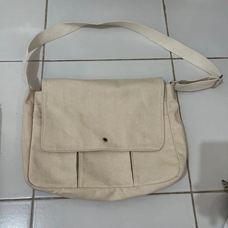 Casual Crossbody Bag Wanita tan photo 1