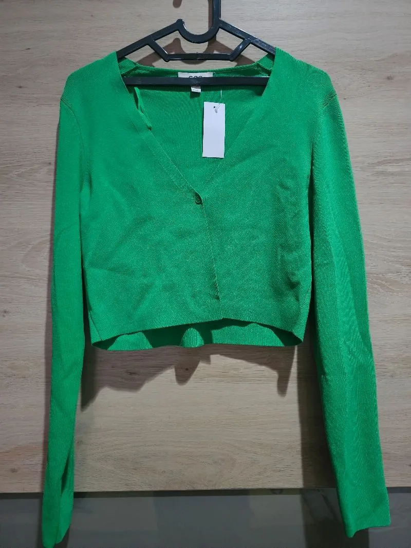 Cos outer photo 1