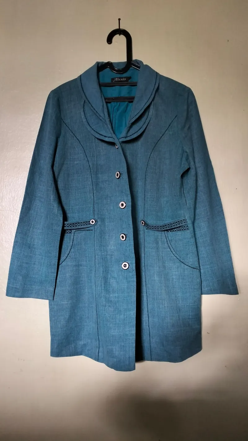 Luxury Minimalist Wanita navy blue photo 1