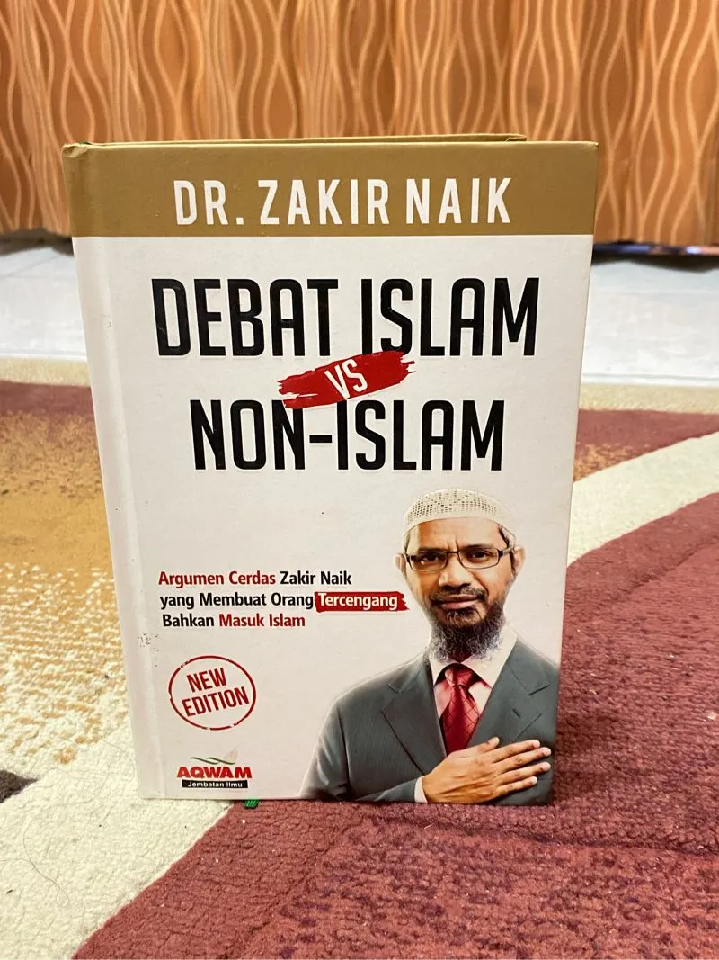 Preloved original buku debat islam vs non islam photo 1