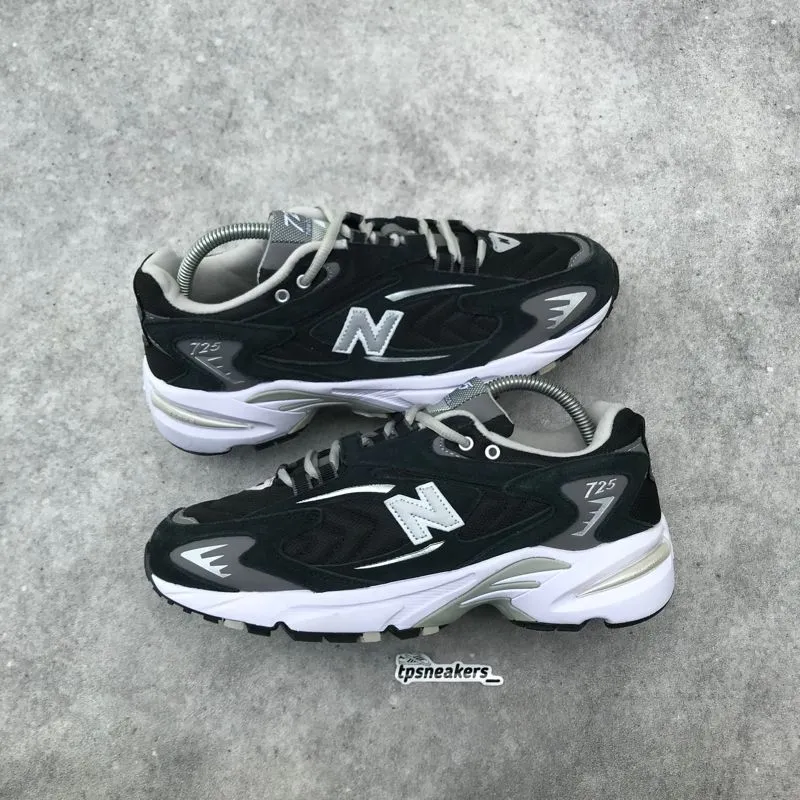 New Balance 725 photo 1