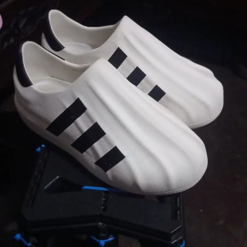 Adifom superstar  photo 1