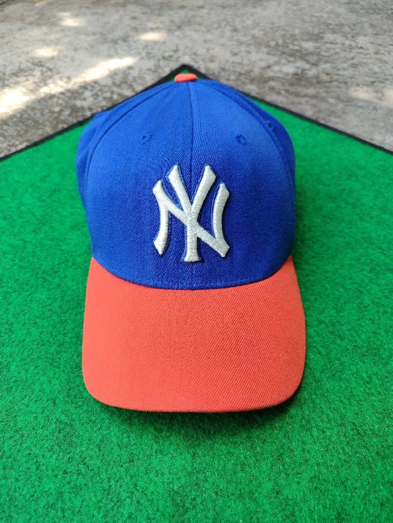 CAPS MLB NY Yankees photo 1