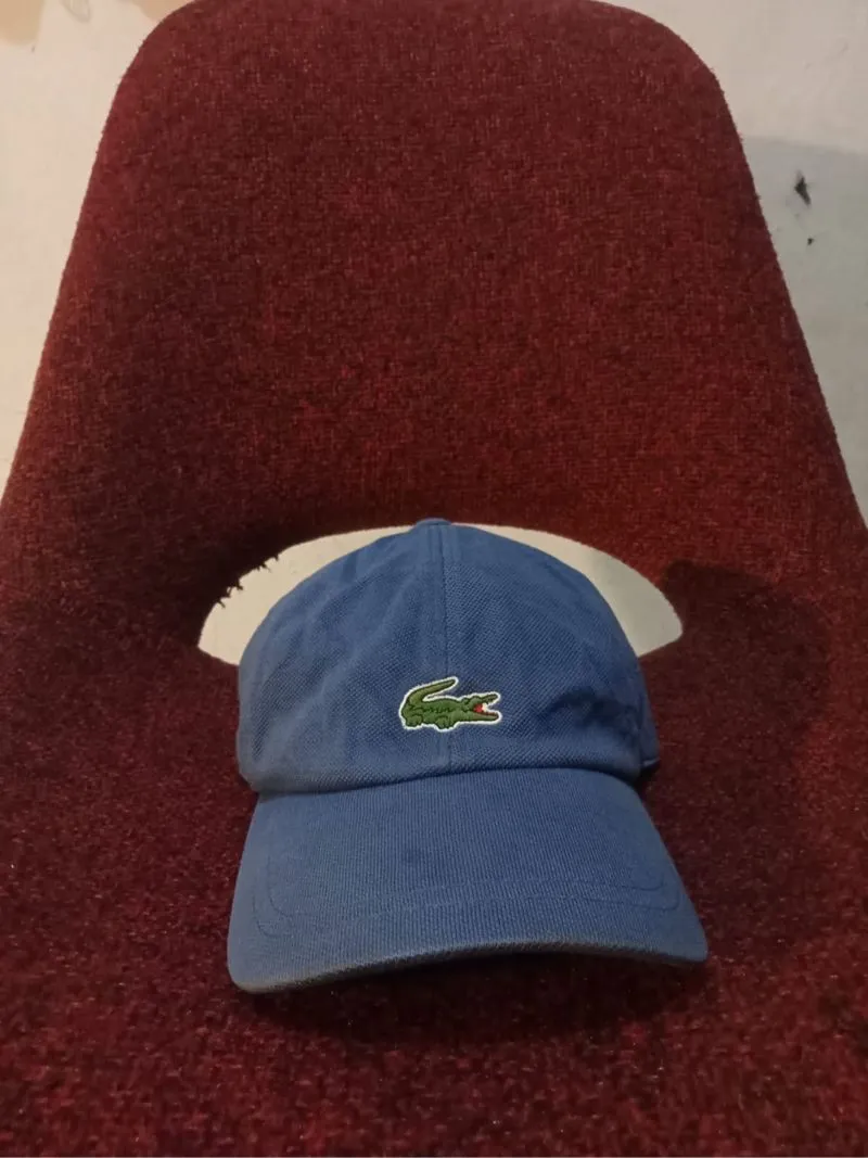 Topi lacoste photo 1