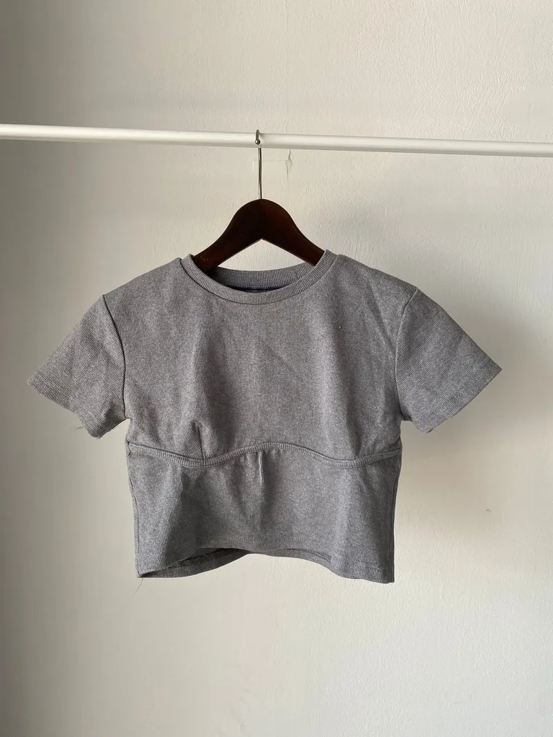 Casual Crop top Wanita gray photo 1