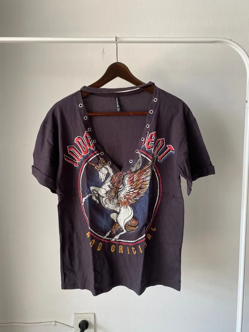 Stradivarius Casual T-shirt Wanita black photo 1