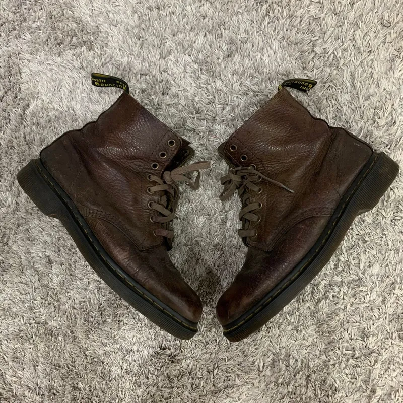 Dr. Martens Biker Boots Pria tan brown black photo 1