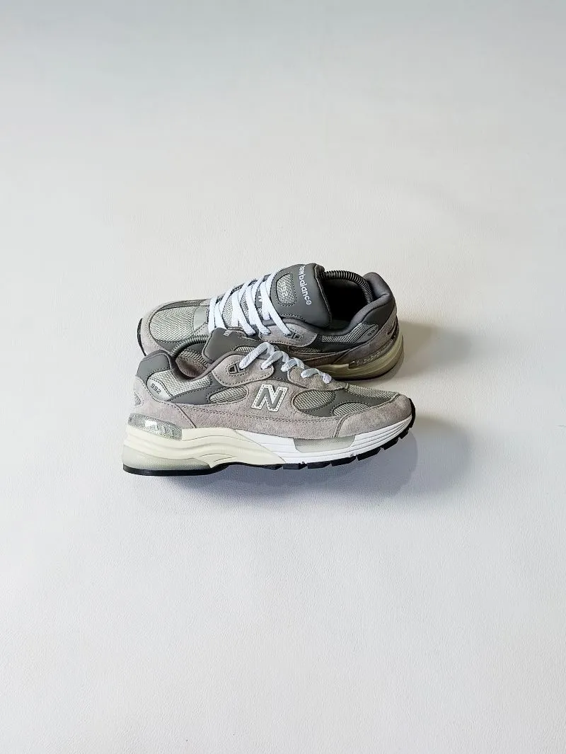 New Balance 992 Grey photo 1