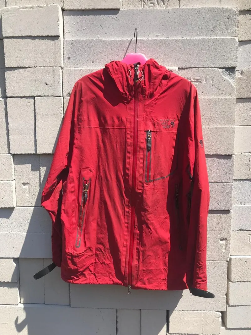 Mountain Hardwear Luxury Track jacket Pria red orange photo 1