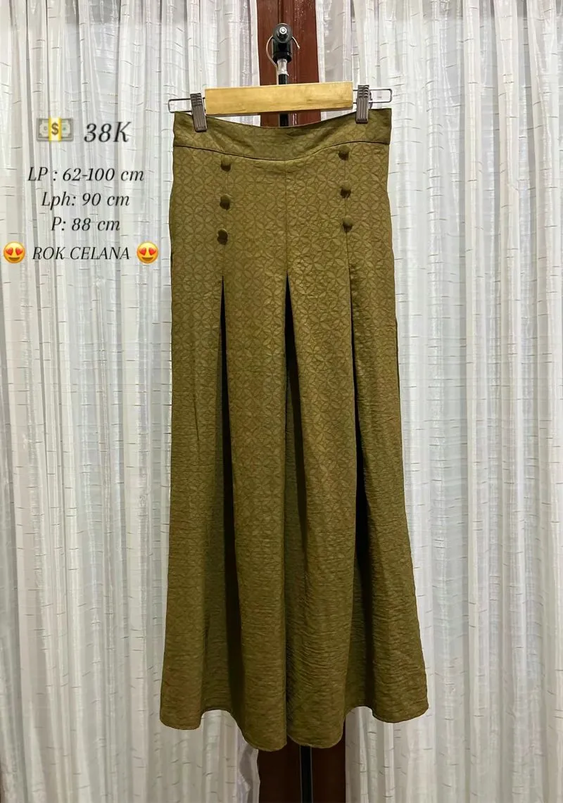 Rok Celana Olive photo 1