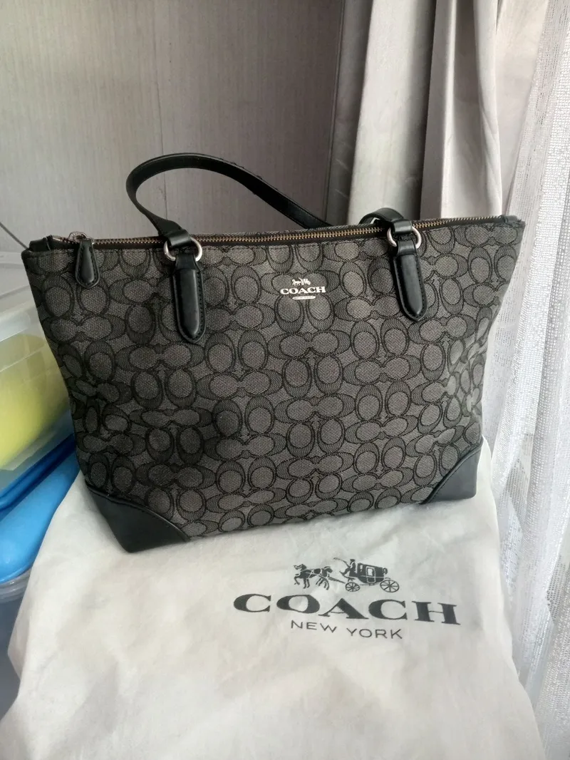 Coach Casual Tote bag Wanita black