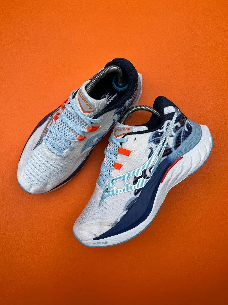 saucony
size 41
 photo 1