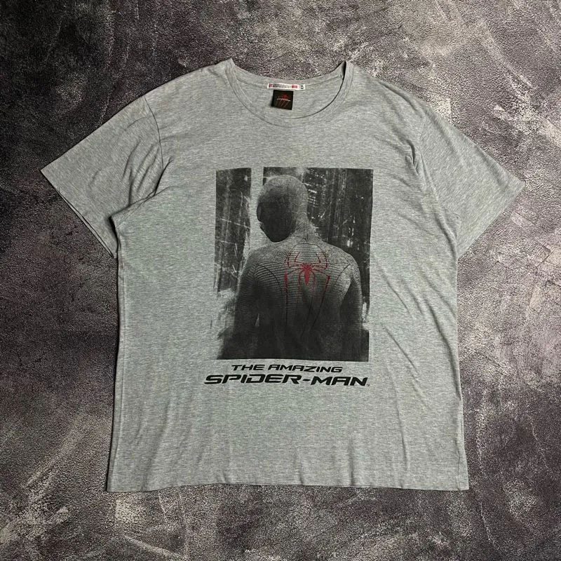 T-SHIRT UNIQLO UT MARVEL photo 1