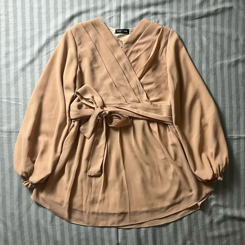 BLOUSE 4 photo 1