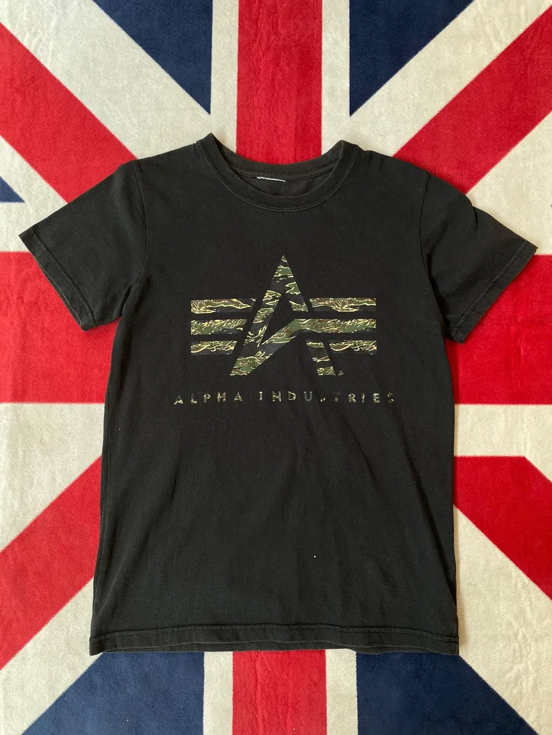 Alpha Industries Vintage Streetwear T-shirt Pria black photo 1