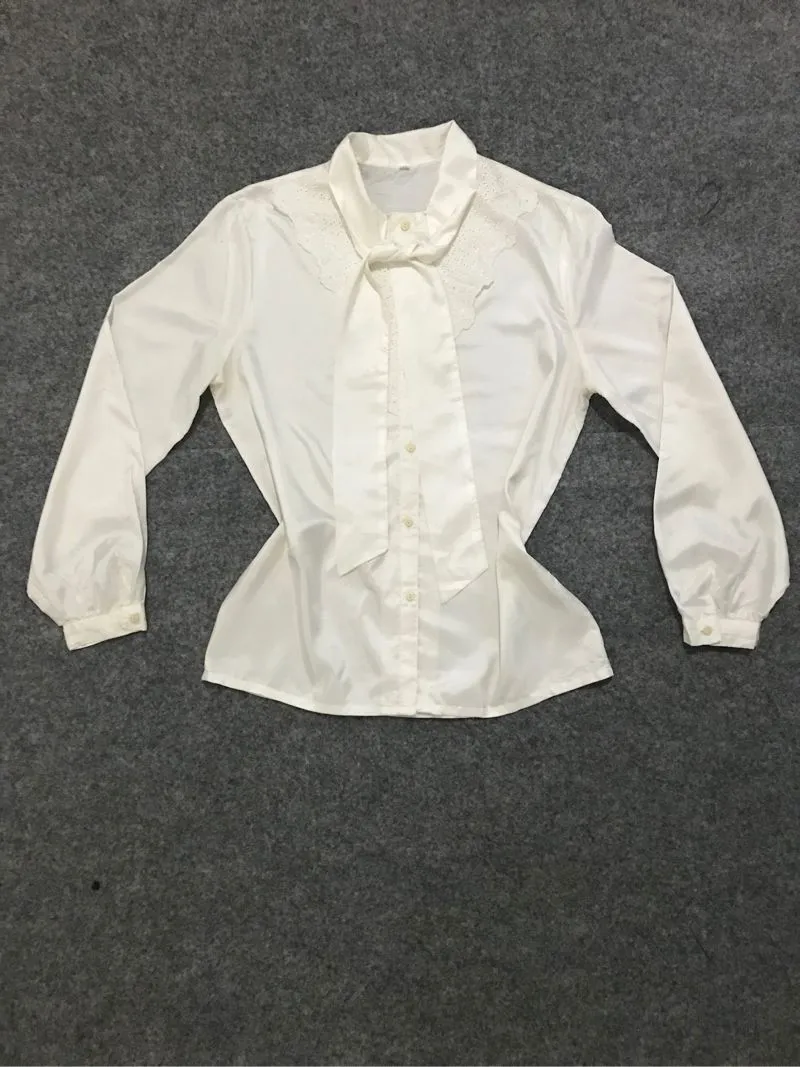 kemeja blouse bw photo 1