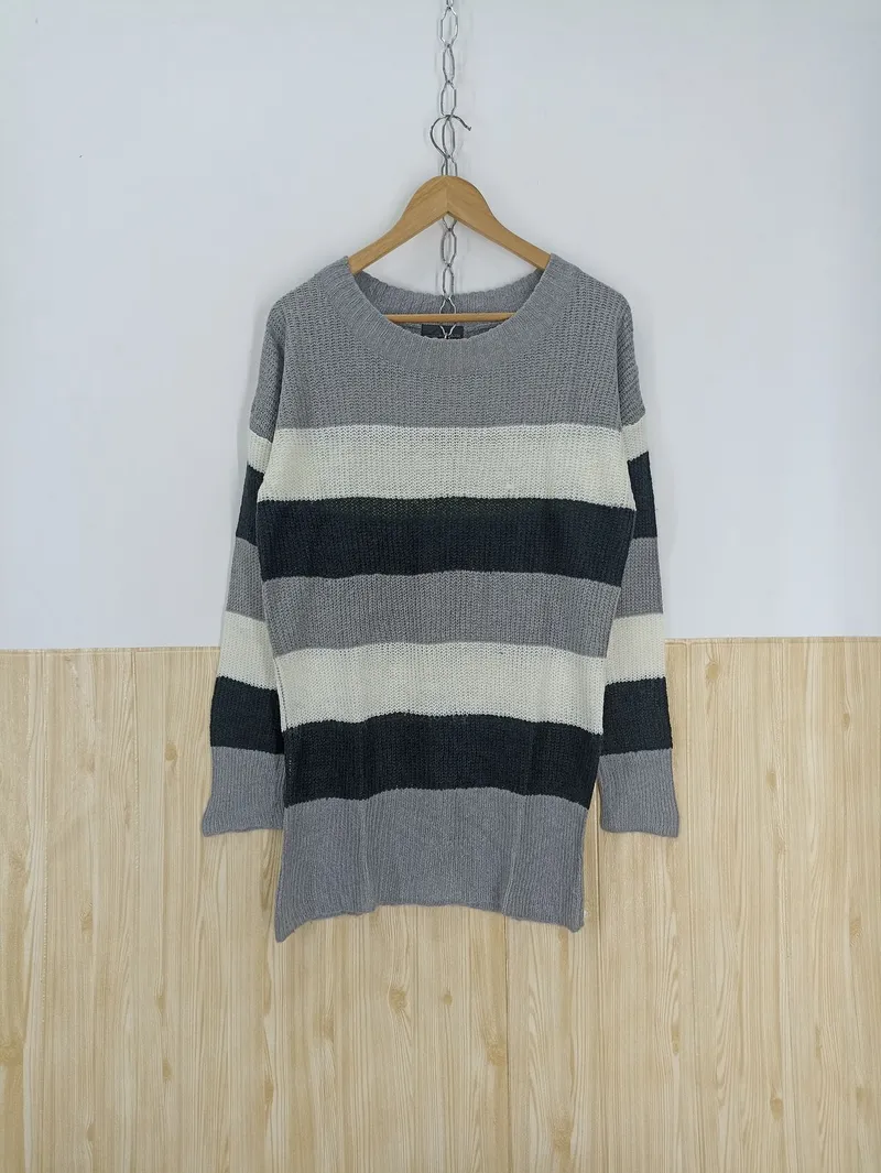Japanese brand Vintage Luxury Sweater Wanita white black gray photo 1