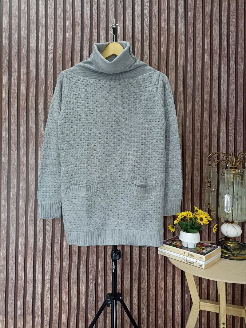 Vintage Luxury Sweater Wanita gray photo 1