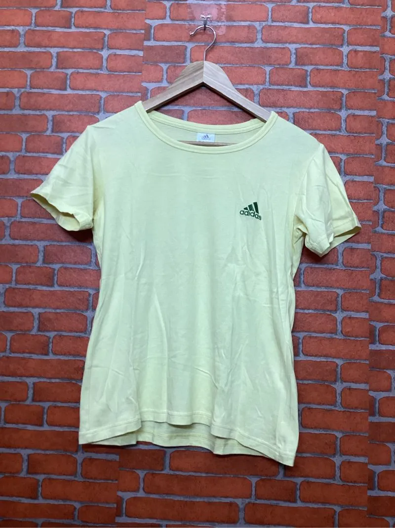 Adidas t-shirt size S photo 1