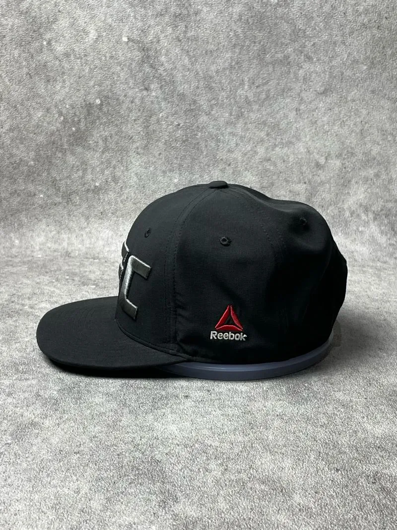 Topi UFC “Ultimate Fighting Championship” Snapback Black by Preloved