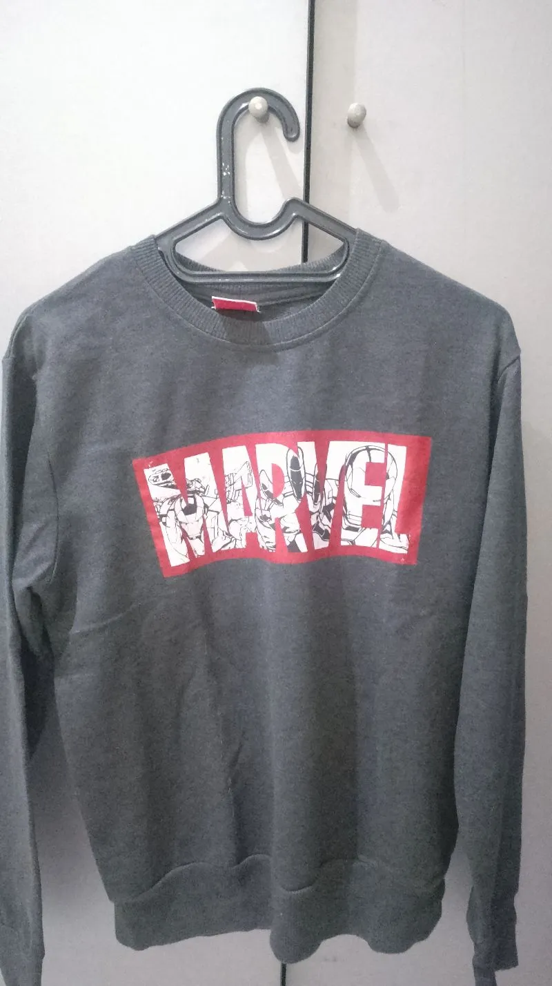 Sweater Nevada Marvel  photo 1