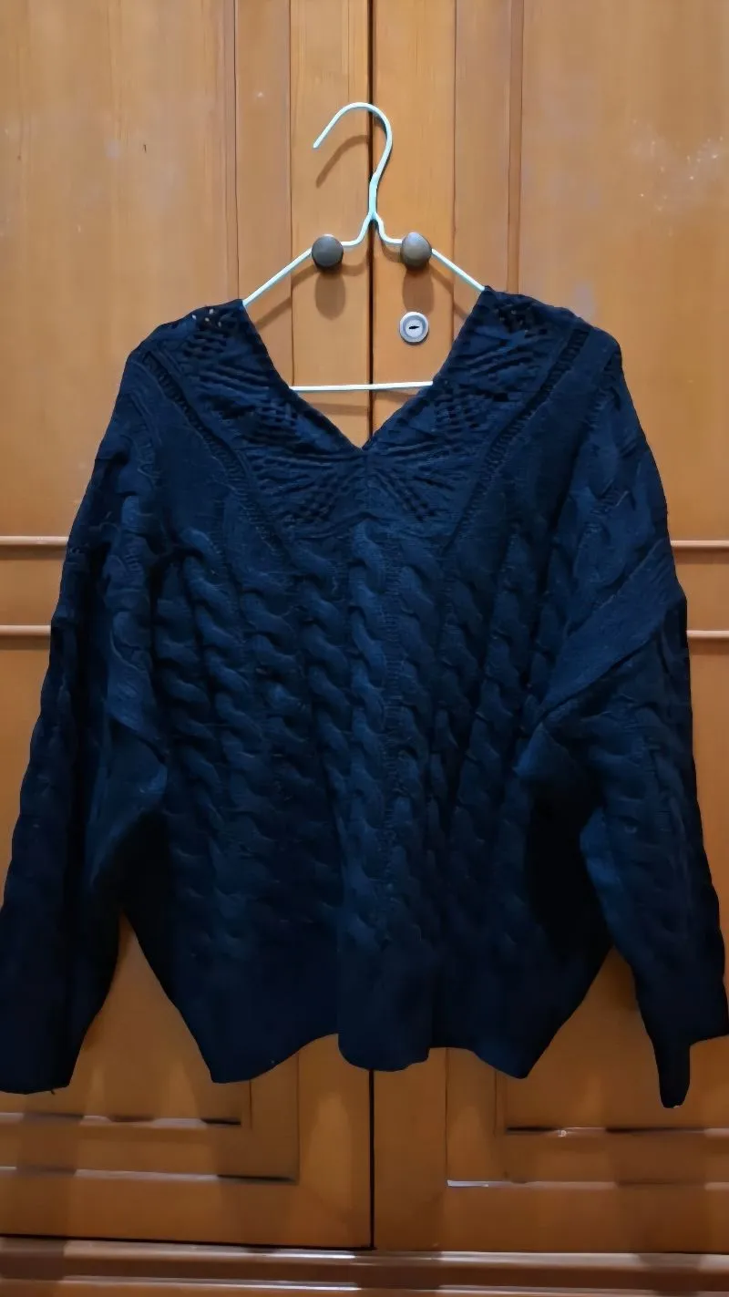 Sweater rajut hitam teball  photo 1