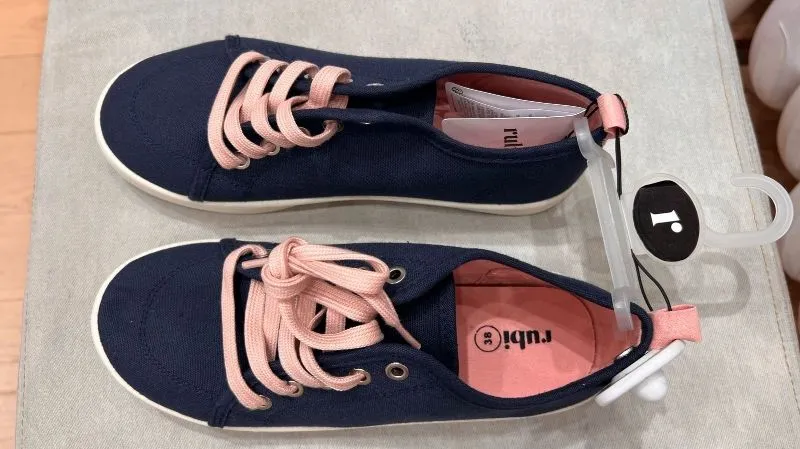 Sepatu rubi cotton on photo 1