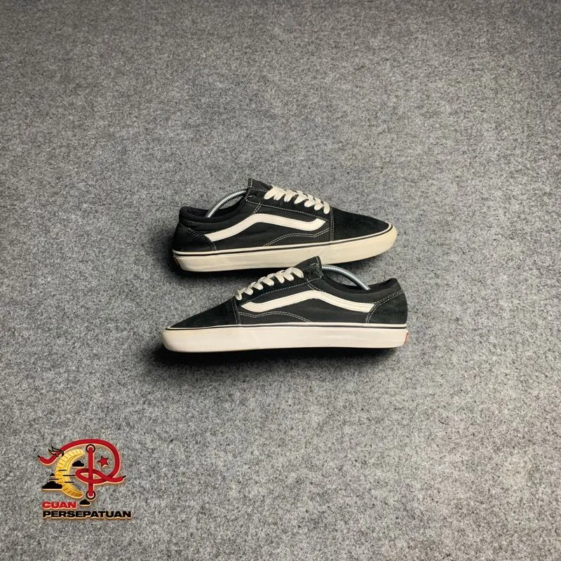 VANS OLD SKOOL BLACK WHITE photo 1