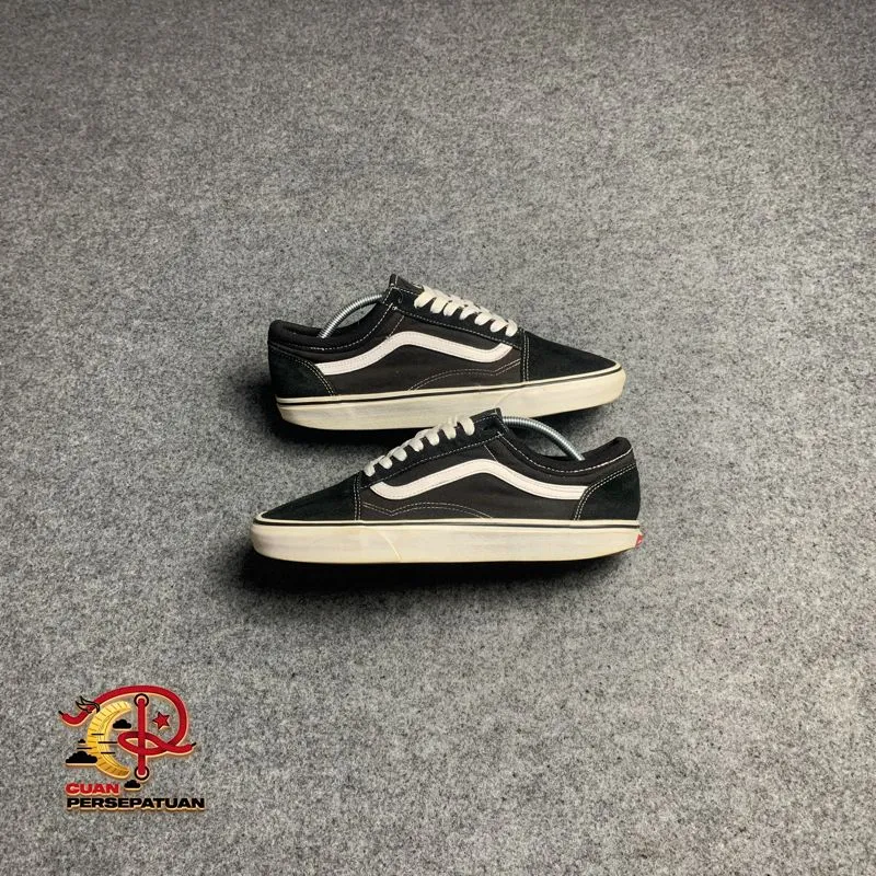 VANS OLD SKOOL BLACK WHITE photo 1