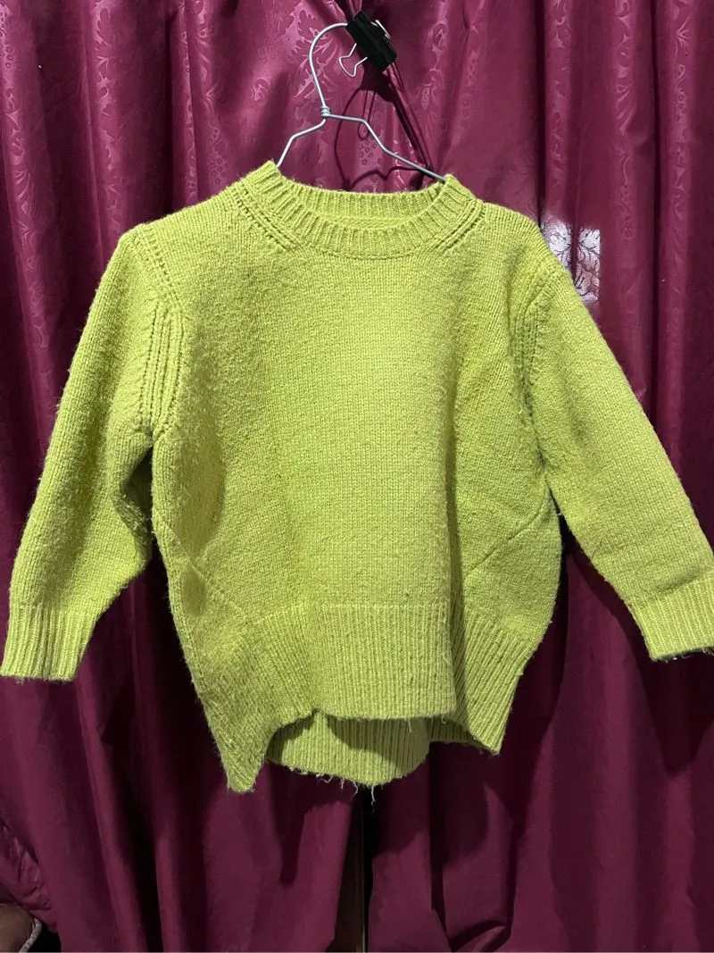 preloved sweater hijau semi crop photo 1
