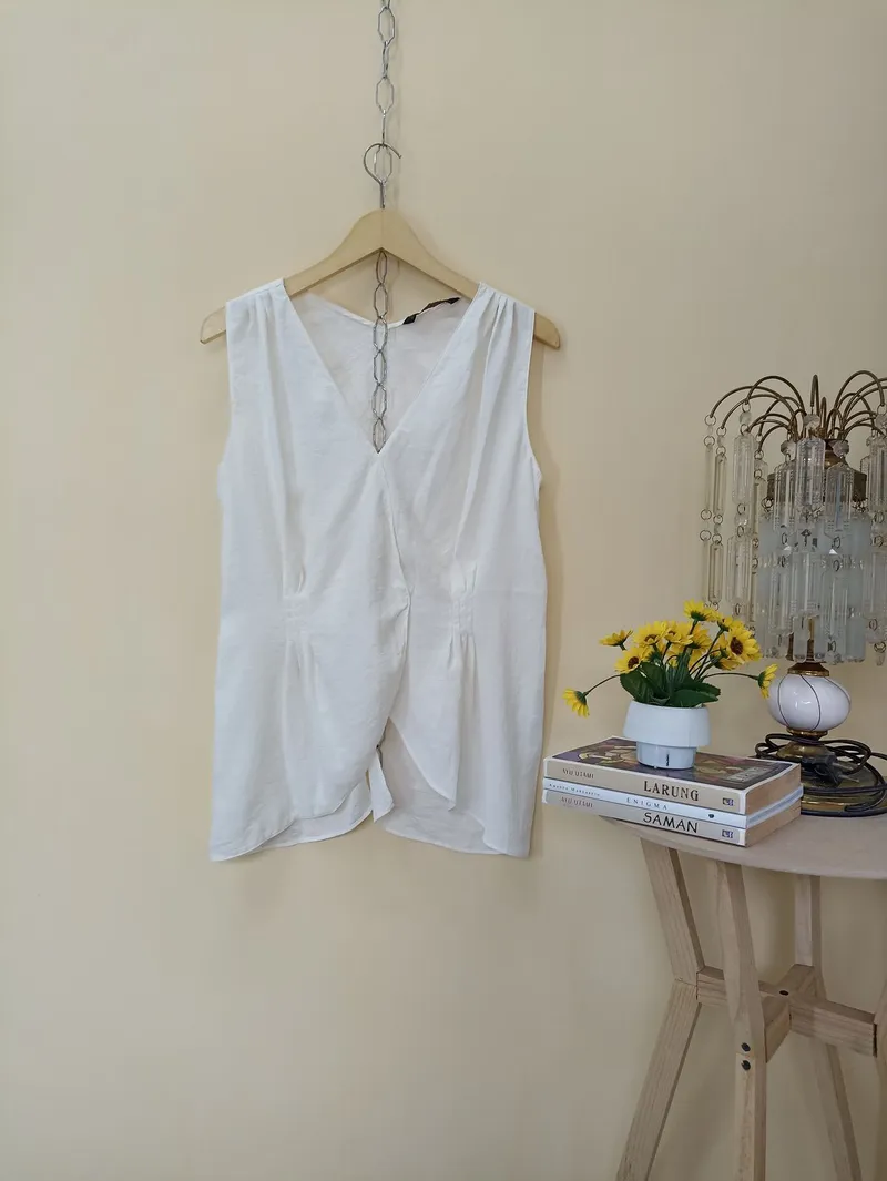 ZARA Vintage Minimalist Blouse Wanita white photo 1