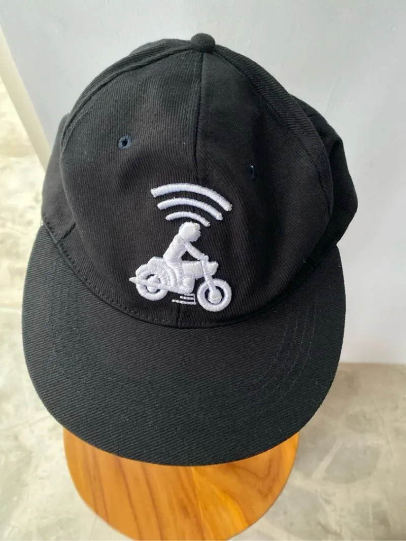 Snapback Exclusive Gojek Merch photo 1