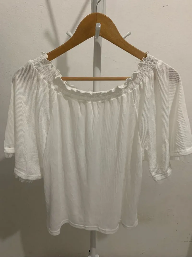 white sabrina top bigsize photo 1