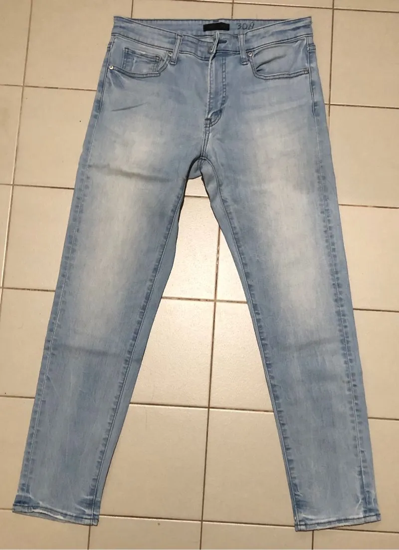 Uniqlo Jeans photo 1