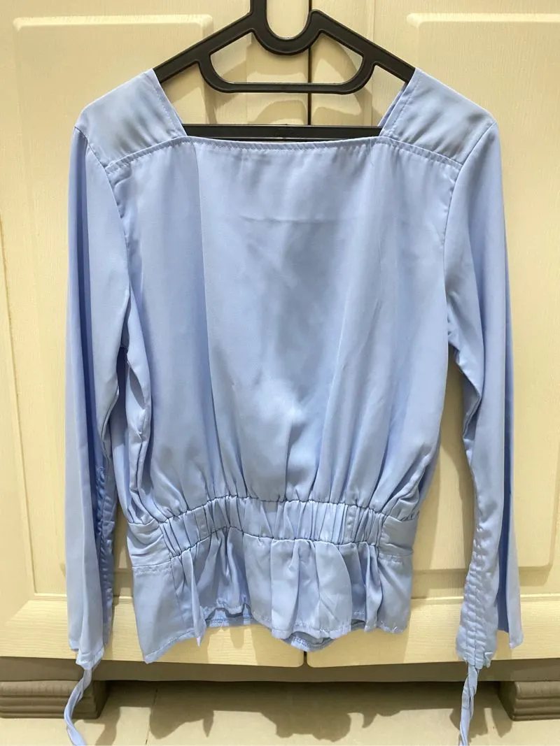 Blouse Babyblue photo 1